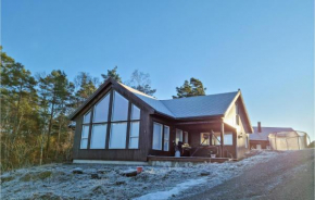 Stunning Home In Lyngdal With Wifi